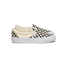 Iconic Slip-On shoe Low profile canvas uppers Classic checkerboard print Supportive padded collars Elastic side accents Signature rubber waffle outsoles SKU: VN000CSE2BO1 Off White Vans, White Vans, Slip On Shoes, Low Profile, Slip On, Off White, Elastic, Canvas, Black