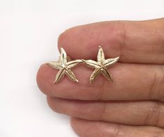 "Very beautiful 14k solid yellow gold starfish push back stud earrings. Size: 14MM (0.55\") Weight: 1.3 grams Type of fastening: push back butterfly Post length: 9MM COMES IN A NICE FREE GIFT BOX! YOUR SATISFACTION IS GUARANTEED! Please add me to your Favorites list" Yellow Gold Starfish Earrings With Starfish Charm, Yellow Gold Starfish Earrings For Gift, Gold Nickel-free Starfish Earrings, Nickel-free Gold Starfish Earrings, Yellow Gold Ocean-inspired Earrings For Gift, Ocean-inspired Yellow Gold Earrings As Gift, Diamond Heart, Vintage Engagement Rings, Solid Yellow