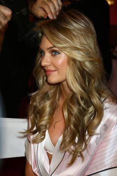 Victoria Secret Hair Curls, Victoria Secret Hair, Hair Done, Hair Images, Candice Swanepoel, Beach Hair, Model Hair, Curled Hairstyles