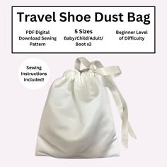 the travel shoe dust bag is shown with instructions for how to put it in and out