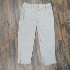 Curvy And Casual, These Cropped Slacks By Ann Taylor Are Great For Spicing Up Your Everyday Fits! New! Great Condition Description: White Base Black Pinstripe Pattern Clasp And Zip Waist Faux Welted Black Pockets Belt Loops Curvy Cropped Fabric: 81%Cotton 16% Nylon 3% Spandex Machine Wash Cold White Tapered Leg Work Pants, White Trousers For Work, Spring White Pants For Office Wear, White Pants For Spring Office Wear, White Pants For Office Wear In Spring, White Office Wear Pants For Spring, White Bottoms For Office Wear In Spring, White Spring Bottoms For Office Wear, Tan Cargo Pants