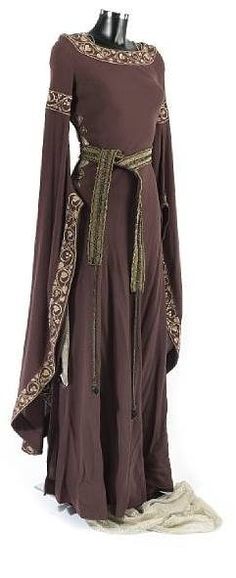 if only it was ok to wear something like this all the time Brown Medieval Dress, 1200s Fashion, 1300s Fashion, Elven Clothing, Sca Garb, Medieval Gown