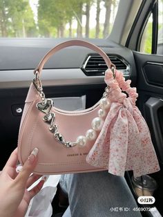 Cute Purses Aesthetic, Aesthetic Purses, Aesthetic Handbags, Purse Aesthetic, Hair Accessories Tiara, Crocheted Bags, My Style Bags, Luxury Bags Collection, Girly Bags