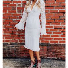 I Wish This Fit Me!! I Knew I Needed A Large, But Couldn't Find One Like It! (For Reference I Wear 8/10 In Jeans) It Is So Pretty And Would Be Great As A Bridal Shower Dress, For Pictures, Easter, Or A Lot Of Occasions! -Bell Sleeve -Boho Midi Dress -Ruffled Hem -Lace Bridal Dress White Fitted Midi Dress With Lace Sleeves, Spring Midi Dress With Lace Sleeves For Brunch, Long Sleeve Lace Midi Dress For Date Night, White Long Sleeve Midi Dress With Lace Trim, White Midi Dress With Lace Sleeves For Summer, White Feminine Midi Dress For Fall, White Flowy Bell Sleeve Dress, Chic White Bell Sleeve Dress, White Lace Sleeves Midi Dress For Spring