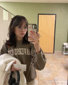 Wispy Brunette Bangs, Short Curtain Bangs With Wispy Bangs, Brown Hair With Glasses, Glasses Brunette Hair, Hair With Wispy Bangs, Bangs Brown Hair Short, Medium Brunette Hair With Bangs, Sweepy Bangs, Bangs Hairstyles With Glasses