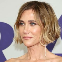 Kristen Wig Short Hair, Kristen Wiig Hair, Kristen Wig, Messy Bobs, French Bangs, Kristen Wiig, Nice Hair, Hair 2024, Bob Hair