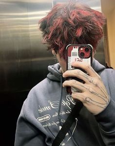 Short Dyed Hair, Red Hair With Highlights, Dyed Tips, Black Red Hair, Hair Change, Split Dyed Hair, Men Haircut Curly Hair