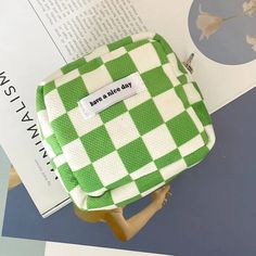 This Mini Organizer Bag case features a stylish check print pattern and a convenient zipper closure. Ideal for organizing your cosmetics or other essentials with ease and style. Mini Organizer, Sanitary Napkin, Organizer Bag, Makeup Pouch, Fashion Pattern, Cosmetic Case, Bag Organization, Green Bag, Print Pattern