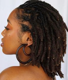 Pinned Up Loc Styles, Loc Jewelry Hairstyles, Short Locs With Beads, Curly Locs Black Women, Beaded Locs, Locs Styling, Loc Growth, Short Dreadlocks, Loc Beads