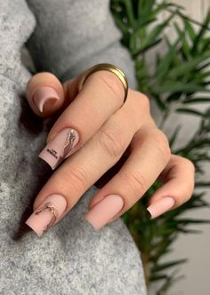 Flower Hand Tattoo, Pink Nails Inspiration, Classy Fall Nails, Pastel Pink Nails, Holiday Acrylic Nails, Ballet Nails, Sassy Nails, Girly Acrylic, Drip Nails