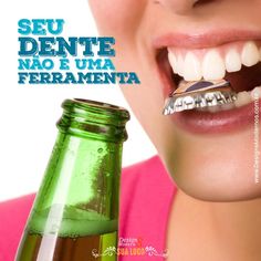 Artes para Dentistas Dental Advertising, Dental Social Media, Pack Instagram, Dental Design, Poster Layout, Pen Drive, Cosmetic Dentistry, White Teeth, Dental Clinic