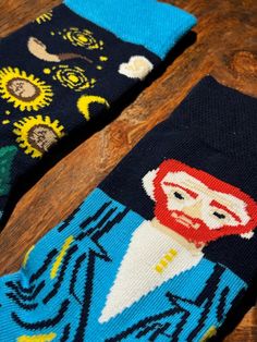 Step into the world of Vincent van Gogh with our Van Gogh Themed Socks Gift Box! These socks are inspired by the iconic works of this legendary artist, making them the perfect gift for art lovers and those who appreciate creativity in their wardrobe. 🎨 Inspired by Van Gogh's Art: Each pair of socks in this collection features designs inspired by Van Gogh's most famous paintings, including "Starry Night," "Sunflowers," and "The Bedroom," bringing a piece of art history to your feet. 🎁 Perfect for Art Enthusiasts: This unique sock collection is an ideal gift for anyone who loves art, creativity, and vibrant colors. The beautifully packaged box makes it a stunning gift for birthdays, holidays, or special occasions. 🌟 Premium Quality Fabric: Made from high-quality, soft, and breathable mate Sock Collection, Most Famous Paintings, Unique Socks, Socks Gift, Famous Paintings, Van Gogh Art, Gifts For Art Lovers, Vincent Van, Sock Gifts