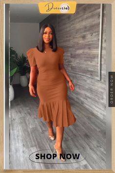 Elegant Solid Color Short Sleeve Pleated Midi Dress Calf Sleeve, Round Neck Dresses, Pleated Midi Dress, Short Waist, Dresses By Length, Color Pick, Color Shorts, 1 Million, Women's Fashion Dresses