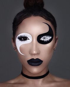 Extreme Make-up, Fantasy Make-up, Halloween Make-up Looks, Halloweenský Makeup, Black And White Makeup, Drag Make-up, Face Art Makeup, Halloween Makeup Inspiration, White Makeup