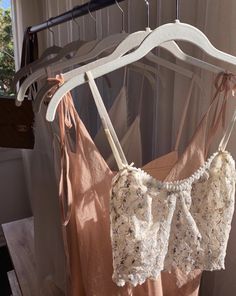 Celestial Floral, Delicate Aesthetic, Festival Inspo, Electric Daisy Carnival, Diy Vetement, Rave Outfit, Travel Outfits, Pinterest Closet, Single Person