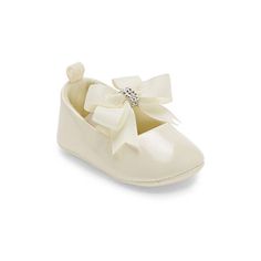 Complete her look with these adorable bow-accented Mary Jane girl's shoes from Stepping Stone. Thanks to their soft sole, these faux-leather infant flats help to support your infant's feet. Style them with a colorful dress for a special occasion.Features: LightweightClosure Type: Slip-OnUpper/Outer Base Material: 100% PolyesterShoe Lining Material: PolyesterSole Material Content: 100% PolyesterToe Type: Closed ToeShoe Strap Type: Mary JaneCare: Wipe CleanHeel Style: Flat HeelCountry of Origin: Imported Mary Jane Shoes White, Shoes Mary Jane, Colorful Dress, Princess Baby, Kid Fashion, Infant Girls, Clothes Sewing