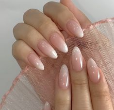 Champagne Ombre Nails, Nails Champagne, Nails Cream, Shapes Nails, Decoration Nails, Ombre Nail Art Designs, Idea Nail, Nails Chrome