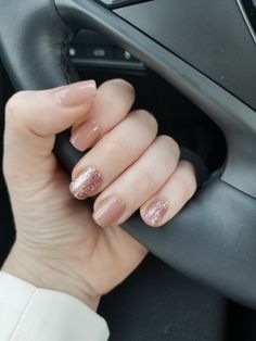 Rose gold nails Sparkle Nails Ideas, Rose Gold Nails, Sparkle Nails, Dipped Nails, Short Acrylic Nails, Nail Arts, Gold Nails, Perfect Nails, Nails Ideas