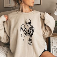 Skeleton Love, Skeleton Sweatshirt, Cat Clothing, Gifts For Cat Lovers, Cat Lady Gift, Love Cat, Cat Lover Shirt, Cat Hoodie