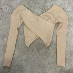 Beige Criss Cross Sweater, Size M, Never Worn Criss Cross Sweater, Usa Sweater, Cross Sweater, Active Women, Shoulder Sweater, Colorful Sweaters, Criss Cross, Off The Shoulder, Sweaters For Women