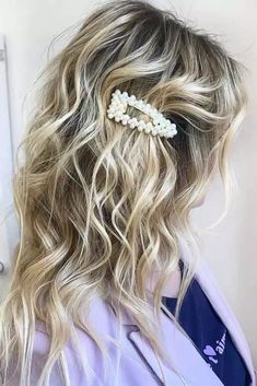 Long Side Swept Bangs #thinhair #hairtypes Sideswept Hairstyle, Kindness Gifts, Birthday Centerpiece, Swept Bangs, Side Swept Bangs, Side Swept, School Hairstyles, Hair Tutorials For Medium Hair