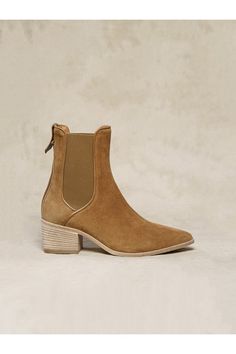 Weve upped the ante and the shaft height on an everyday mid-heel bootie. Handcrafted from distressed Tuscan suede that wears in beautifully over time, its finished with a softly-pointed toe and a supremely walkable heel that adds just the right amount of lift for all-day wear. Distinct leather binding sets it apart but these wont last longour artisans made just 300 pairs. Natural vegetable-dyed leather upper Leather stacked heel, 50mm 1.8 Leather lining and footbed Leather sole with rubber inser Leather Binding, Italian Shoes, Sample Sale, Tan Suede, Leather Pulls, Mid Heel, Stacked Heel, Bootie, Chelsea Boots