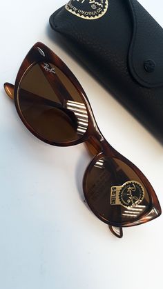 Sun Glasses Ray Ban, Vintage Designer Sunglasses, Round Face Sunglasses, Ray Bands, Vintage Sunnies