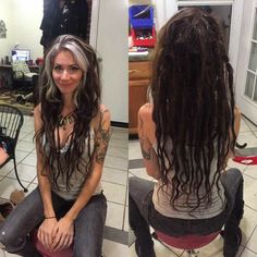 Cabelo Pin Up, Going Grey, Dread Extensions, Brunette Balayage, Hair Streaks, Brunette Balayage Hair, Dreadlock Hairstyles