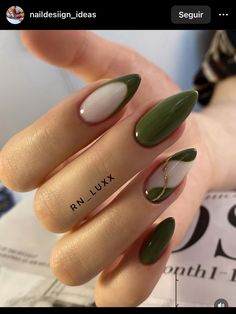 Nails Inspo Green, Forest Green Nail Designs, ليلو وستيتش, Fancy Nails Designs, Heart Nails, Classy Nails, Fancy Nails, Chic Nails, Short Acrylic Nails