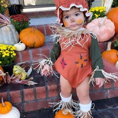 Wizard of Oz Inspired Girl Costume, Scarecrow Tutu Romper, Baby Tutu Costume, Toddler Scarecrow Outfit - Etsy Unique Kids Halloween Costume, Scarecrow Outfits, Scarecrow Tutu, Old Halloween Costumes, Toddler Costumes Girl, Halloween Costume Toddler Girl, First Halloween Costumes, Costume Inspirations