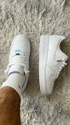 AF1 Drake, Colaboracion Entre Nike Y Drake (Nocta) Drake Af1, Crow Photos, Tenis Nike, Boys Fits, Air Force One, Nike Wallpaper, Sneakers Addict, Air Force Ones, Men Fashion Casual Outfits