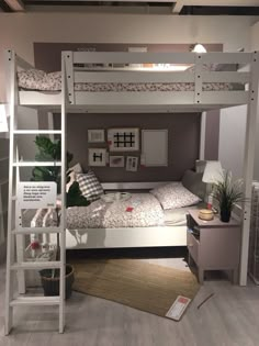 Kamar tidur loteng Double Deck Bed Ideas For Small Room Aesthetic, Bunk Room Ideas Aesthetic, Aesthetic Room With Bunk Bed, Bunk Beds Aesthetic, Bunk Bed Rooms Decor Aesthetic, Bunk Bed Aesthetic, Bunk Bed Rooms Decor, Aesthetic Bunk Bed, Bunk Bed Decor