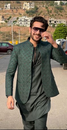 Western Outfits For Men, Wedding Suits Men Black, Jae Suk, Wedding Kurta For Men, Guys Fashion Casual, Wedding Dresses Men Indian, Gents Kurta Design