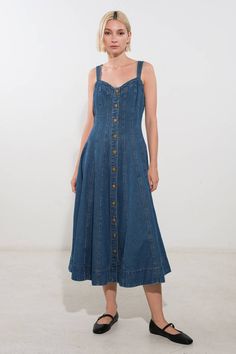 A washed denim midi dress featuring sweetheart neckline, straps, button down and A line skirt Details: Self : 100% Cotton Size & Fit - Model is 5`8" And Wearing Size Small- Measurements Taken From Size Small- Approx. Length: 50" Denim A Line Dress, Curvy Maxi Dress, Autumn Dresses, Big Rangoli, What To Wear Fall, Skirt Details, Glamorous Fashion, Dress Illustration, Fuchsia Dress