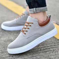 Men's Light Casual Canvas Shoes - AM APPAREL Sneaker Displays, Flat Shoes Men, Runway Shoes, Mens Canvas Shoes, Loafers Style, Breathable Sneakers, Comfortable Sneakers, Casual Sport Shoes, Tenis Casual