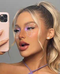 Halloweenský Makeup, Site Models, Butterfly Makeup, Carnival Makeup, Fest Outfits, Rave Makeup, Eye Makeup Pictures, Dope Makeup