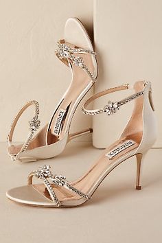 Shoes Fancy, Hak Tinggi, Crystal Heels, Prom Heels, Shoe Inspiration, Wedding Heels, Bride Shoes