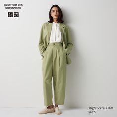 Women’s Linen-Blend Pleated Tapered Pants Product Id: 470937 Brand: Uniqlo X Comptoir Des Cotonniers Size: Small (S) Color: Green - Kinda Like A Pistachio Green Condition: New With Tags (Nwt) Lying Flat Measurements Waist Approx 13.5” Inseam Approx 25” Outseam Approx 39” Product Info From Uniqlo: - Linen Blend Fabric With A Cool Feel And Elegant Drape. - Garment Washed For A Casual Finish. - Tapered Cut With Tucks For Added Volume. - Drape Fabric Creates A Relaxed Silhouette. - Elastic Waist For Pleated Tapered Pants, Uv Protection Clothing, Tapered Trousers, Tank Top Camisole, Pantalon Large, Spring Shirts, Tapered Pants, Draped Fabric, Linen Women