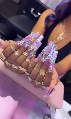 Long Junk Nails, Baddie Piercings, Graffiti Nails, Ombre Acrylic Nails, Colored Acrylic Nails