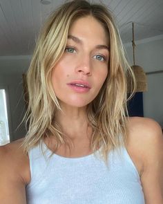 Mid Hair Cuts, Straight Shoulder Length Hair Cuts, Mid Length Blonde Hair, Fine Straight Hair, Blonde Hair Inspiration, Haircuts Straight Hair, January 29, Short Hair Haircuts