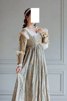 Lucrezia Borgia Dress, Borgia Dress, Medieval Dresses, Lucrezia Borgia, Century Dress, History Fashion, Century Clothing, Medieval Clothing