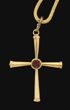 Crucifix Art, Byzantine Gold, Byzantine Jewelry, Ancient Jewels, Ancient Jewellery, Historical Jewellery, Byzantine Empire, Medieval Jewelry, Garnet Jewelry