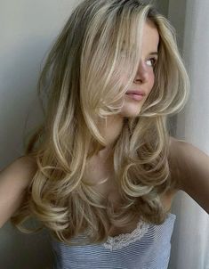 #blonde #blondehairstyles #blondehair #hairspo #hairinspo #softhair #haircut #haircare #haircareroutine #skincare #skincareroutine #fashion #aesthetic #inspo #instagram #tiktok #itgirl #glowup #healthy #healthylifestyle #balayage #selenagomez #haileybieber #kendaljenner  #bellahadid #colorwow #kyliejenner #summer #recipe #skincareroutine #outfit #lifestyle #haircolor #hairgoals #hairideas #gift #giftideas #giftforher #giftsforhim #home #homedecor #homeinspo #gold #jewellery #necklace #goldnecklace #stack #fall please #falloutfit #fallinspo #mathildadjerf l#djerfavenue #bouncyhair #curlyhair #tips #blackhair #longhair #wavyhair #madisonbeer #selenagomez #blackfriday #fitspo #workout #workoutroutine #fitgirl #chanel #healthyrecipes #myvibe Blonde Thick Hair Cuts, 2024 Haircut, Grad Hair, Haircut Idea, Haircut Inspo, Blowout Hair, Bright Blonde