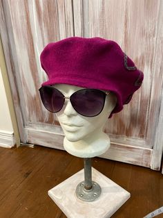 Vintage fuchsia wool beret - pretty with lilac and gray flower-shaped ribbon and warm superb spring winter hat - head circumference 23 STrechy - made in Canada Purple One-size Hat For Fall, Purple Hat For Fall, Purple One-size Fall Hat, Purple Short Brim Felt Hat For Winter, Purple Felt Hat With Short Brim For Winter, Winter Purple Felt Hat With Short Brim, Purple Brimmed Felt Hat For Winter, Gray Flower, Wool Beret