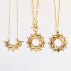 "Celebrate the radiance of the sun when you wear a necklace from our sunburst spike collection. Choose from three different styles, full circle sun, half circle sun and our full circle statement necklace with toggle clasp. Available in 14kt gold filled/bronze and sterling silver. This full circle of sun rays emanates power and sheer joy. DETAILS & SIZE * The listing is for one pair of threader earrings * Available in 16\", 18\" & 20\". Available in 14kt gold filled/bronze and sterling si Sunburst Necklace, Gold Sunburst, Collar Chain, Gold Sun, Chain Fashion, Half Circle, Gold Necklace Layered, Layering Necklace, Girlfriend Gift