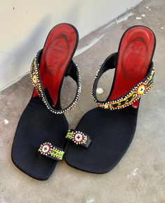 Rene Caovilla Vintage Beaded Heel  Made in Italy  Size: 37.5 Condition: Good Vintage Condition, see photos Rene Caovilla Heels, Heels Vintage, Vintage Medallion, Rene Caovilla, Oversized Knitted Sweaters, Gold Shoes, Oct 31, Chain Belt, Oversized Sweater