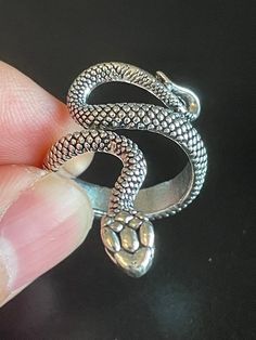 Condition: new Material: S925 silver S925 stamped inside the ring Size: 7 (adjustable) Color: silver Gender: women Serpent Ring, Woman Ring, Animal Ring, Snake Jewelry, Animal Rings, Snake Ring, May 20, Ring Size 7, Adjustable Ring