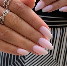 Maquillage Halloween Simple, Plain Nails, Soft Nails, Nail Jewelry, Girls Nails, Classy Nails, Best Acrylic Nails, Gorgeous Nails