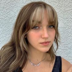 Highlights With Blonde Bangs, Highlighted Bangs Only, Money Piece Highlights With Bangs, Bangs With Highlights Balayage, Front Bangs Dyed Blonde, Wispy Bangs With Blonde Highlights, Blonde Bangs With Highlights, Highlights Brown Hair Fringe, Two Tone Bangs Fringes