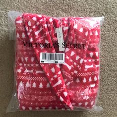 Red Color With Christmas & Dog Design. Size M/L Red Holiday Sleepwear For Sleepover, Red Holiday Sleepwear For Sleepovers, Red Christmas Sleepwear, Red Christmas Sleepwear For Overnight, Cozy Red Christmas Sleepwear, Cozy Red Winter Sleepwear, Red Holiday Sleepwear For Winter, Pink Bathrobe, Sleepwear Robe